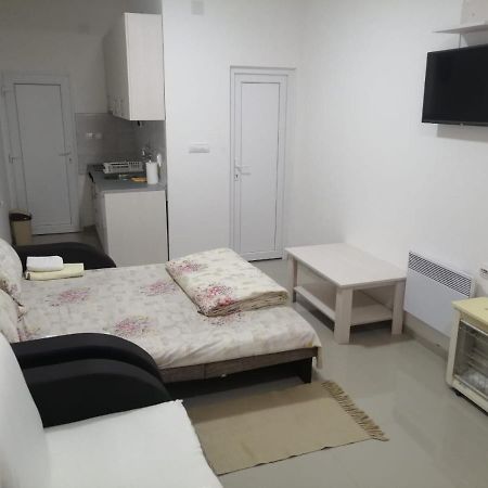 Apartment Maka 3 โซโคบานยา ภายนอก รูปภาพ
