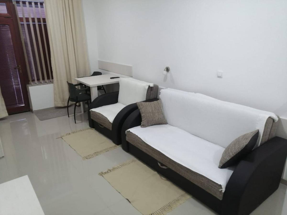 Apartment Maka 3 โซโคบานยา ภายนอก รูปภาพ